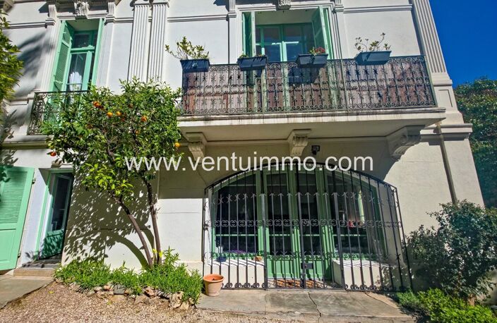 Au sein d' une propriété classée, superbe T3 avec jardin privati — photo 5