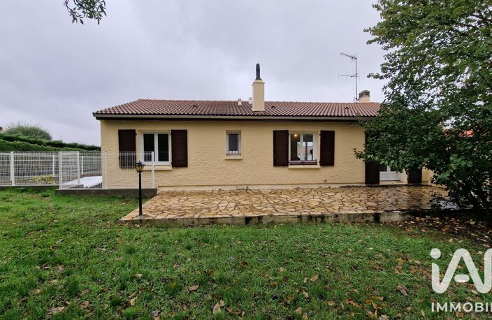 Location Maison traditionnelle 5 pièces — photo 2