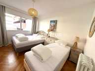 LOCATION MEUBLÉE APPARTEMENT ANTIBES CENTRE VILLE 2 CHAMBRES — photo 4