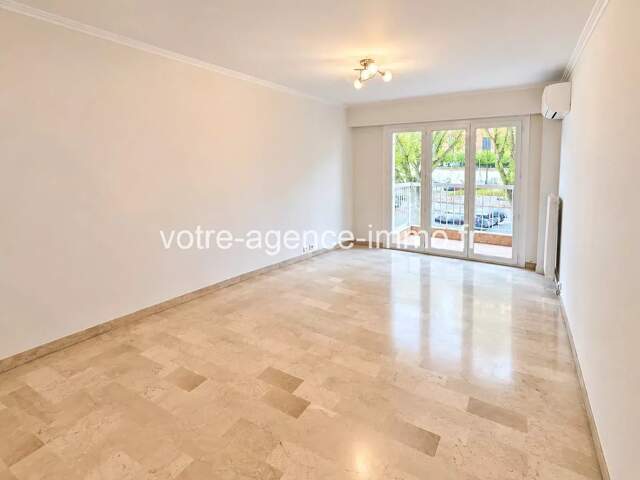 Nice – Saint-Roch / Diables Bleus – 3P vide avec balcon, cave et — photo du bien