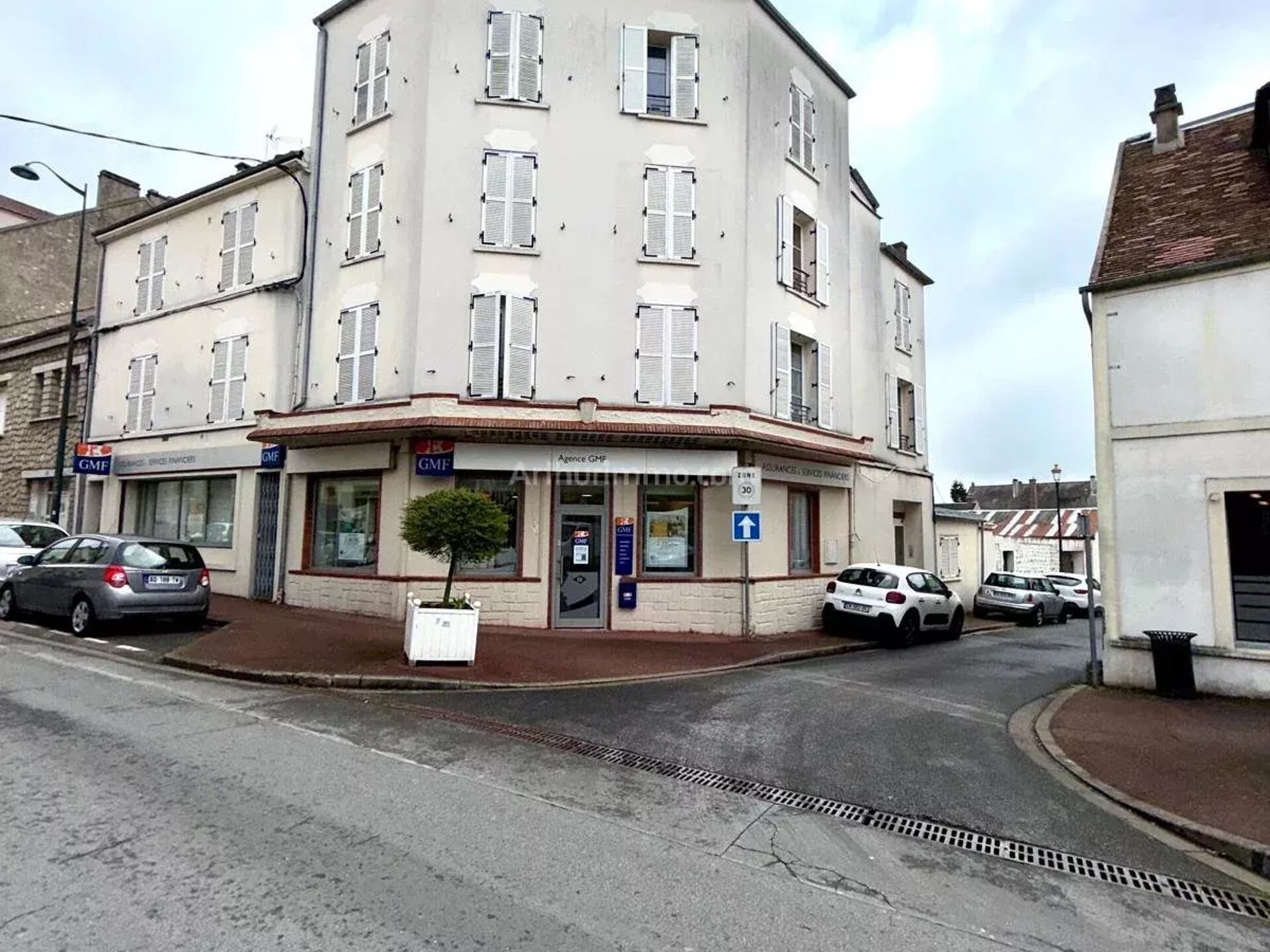 Immeuble 4 pièces 553 m² · à Étampes · 553 m² · 1 090 000 €