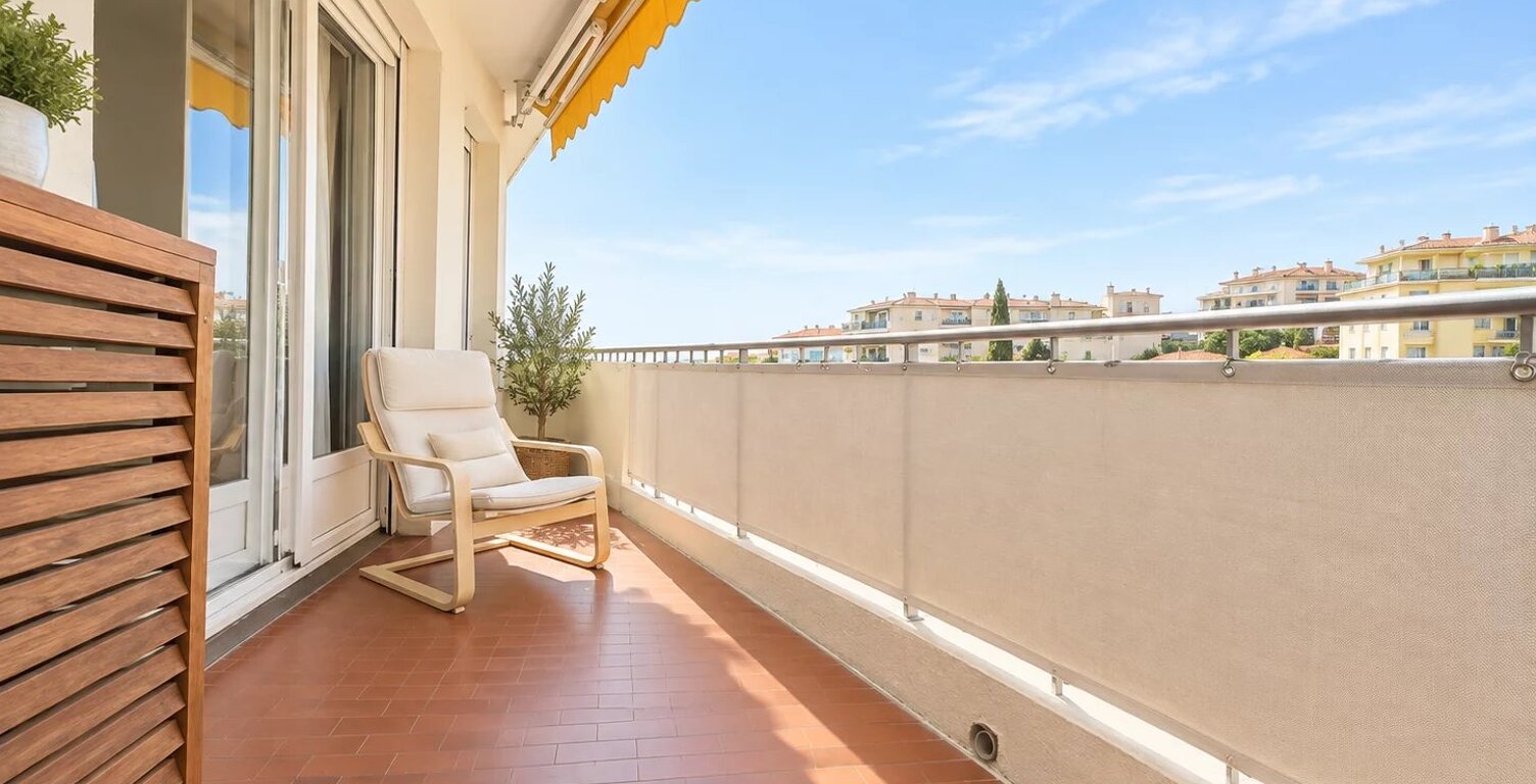Bel appartement 3 pièces, terrasse à Nice Fleurs — photo 1
