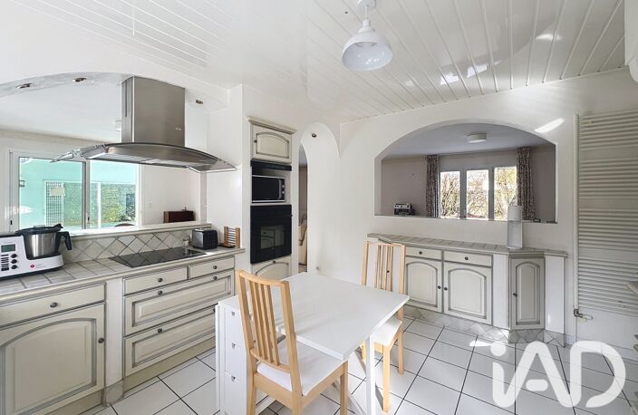 Vente Maison traditionnelle 7 pièces — photo 3