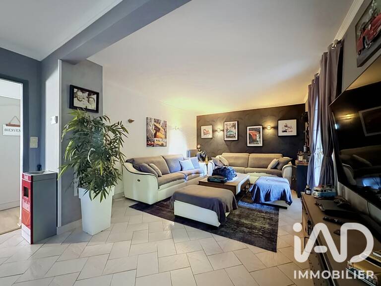 Vente Maison/villa 9 pièces — photo 1