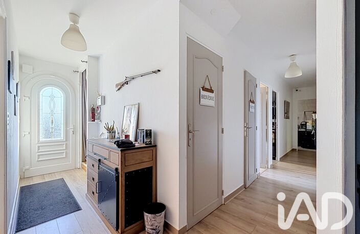 Vente Maison/villa 9 pièces — photo 3