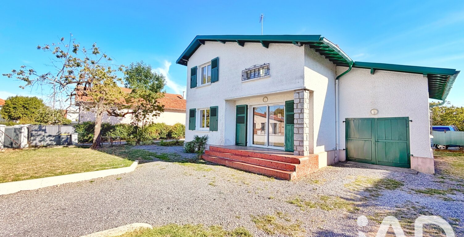 Location Maison traditionnelle 4 pièces — photo 1