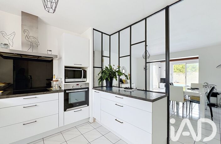Vente Maison traditionnelle 6 pièces — photo 3
