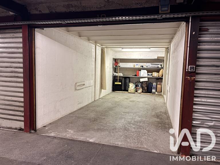 Vente Garage 18 m&sup2; — photo 1