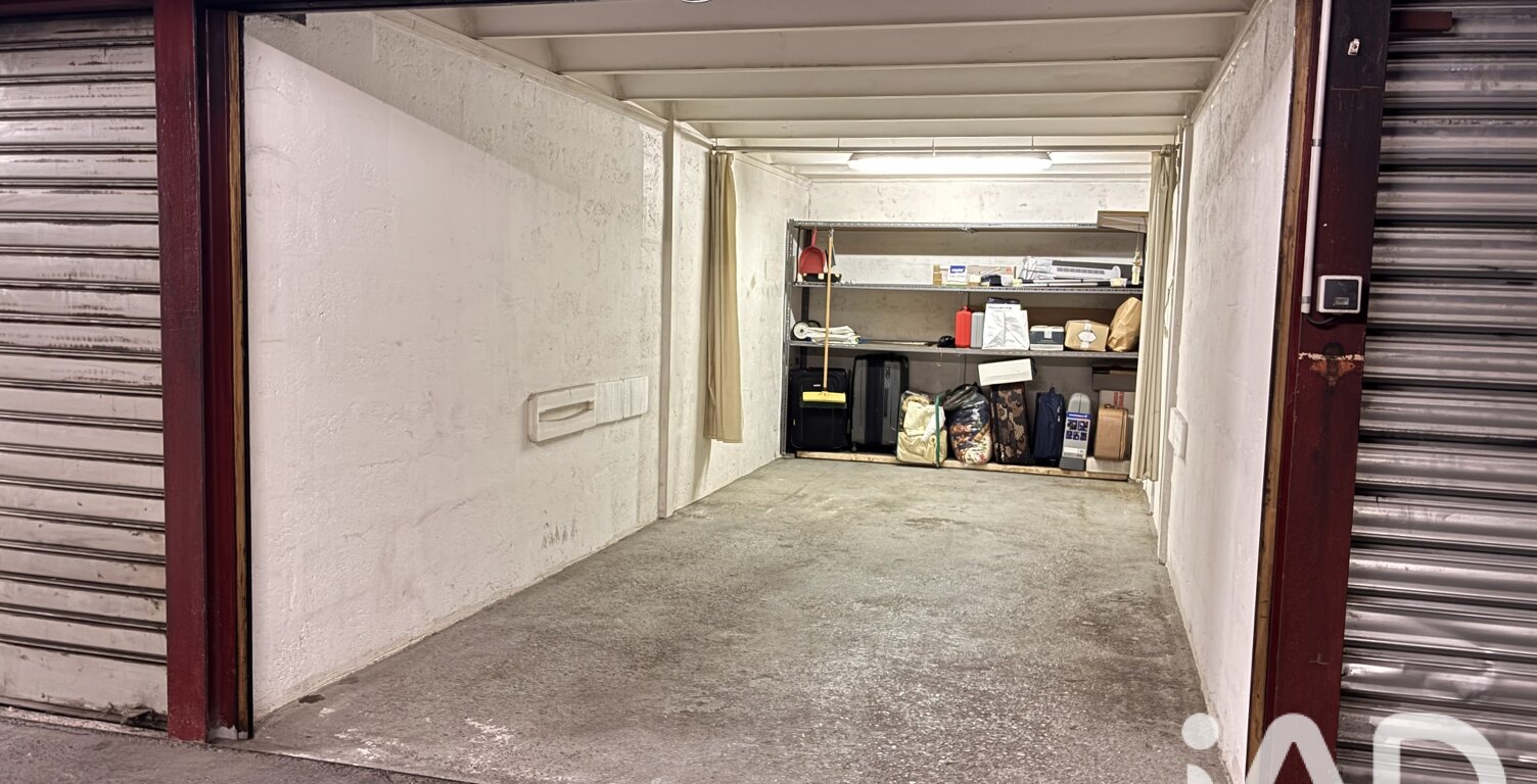 Vente Garage 18 m&sup2; — photo 1