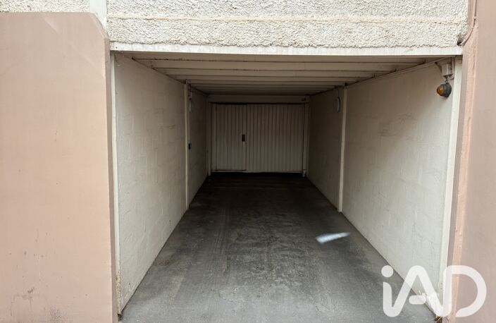 Vente Garage 18 m&sup2; — photo 2