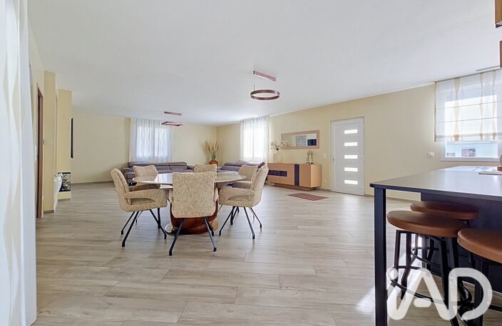 Vente Maison/villa 9 pièces — photo 4