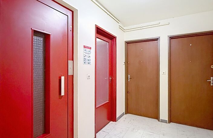 Vente Appartement 4 pièces — photo 2