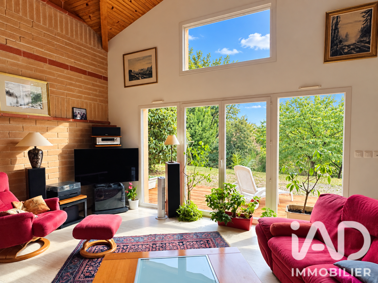 Vente Maison/villa 8 pièces — photo 1