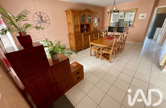 Vente Maison/villa 7 pièces — photo 2
