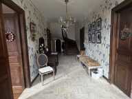 Vente Maison/villa 9 pièces — photo 2