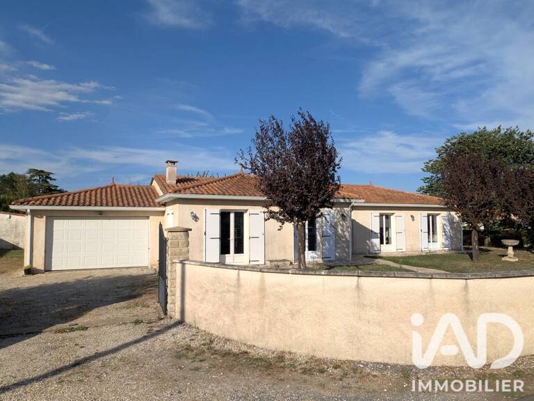 Vente Maison/villa 8 pièces — photo 1