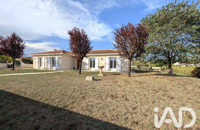 Vente Maison/villa 8 pièces — photo 2