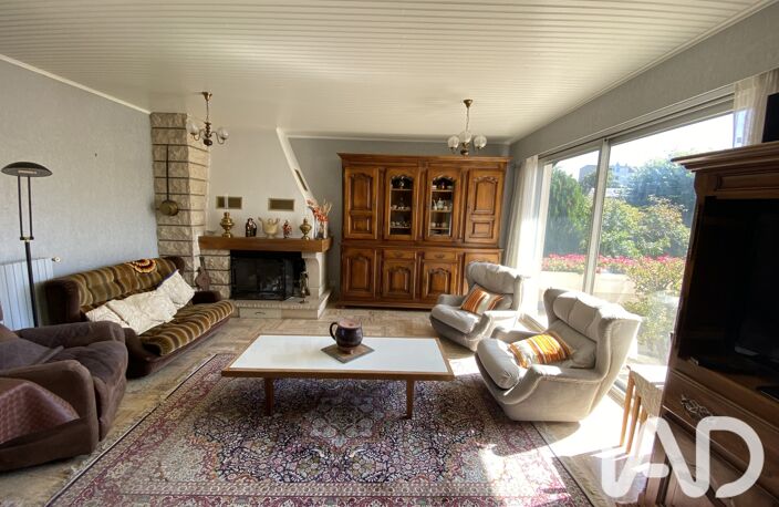 Vente Maison/villa 6 pièces — photo 2