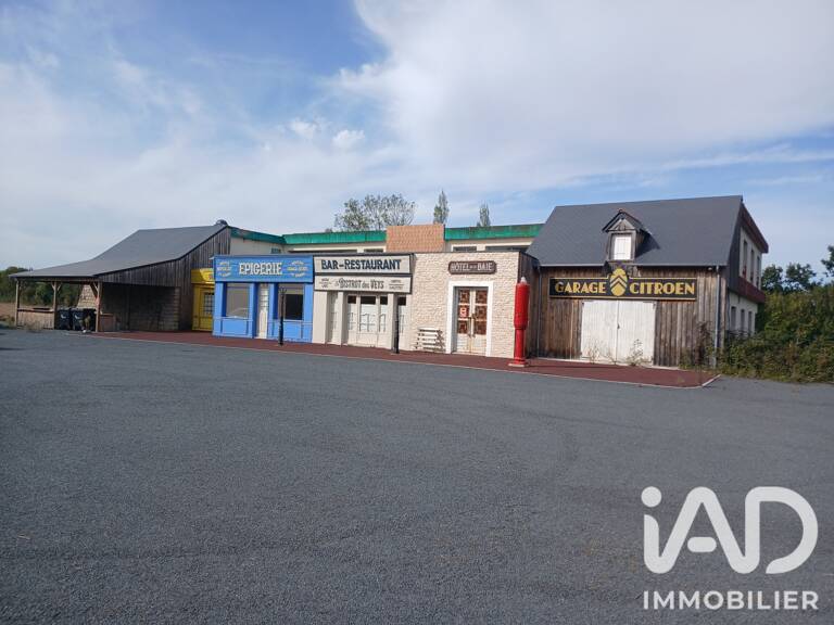 Vente Boutique/Local commercial 1 600 m&sup2; — photo 1
