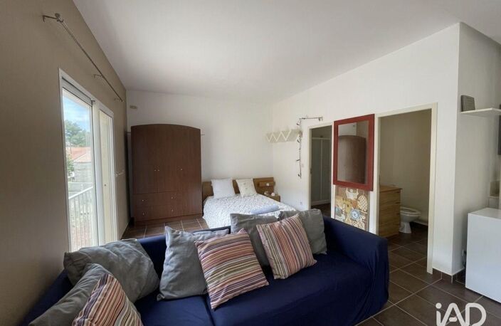 Vente Immeuble 3 pièces — photo 2