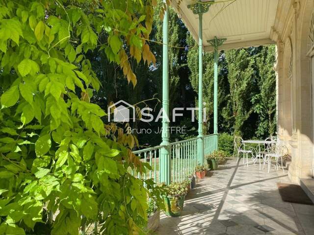 Meudon (92190) - Appartement de standing, 189m², 2 terrasses de 17 et 31m², Cave 56m², grand jardin — photo du bien