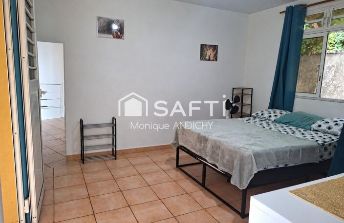 Marigot : immeuble 4 F3 loués, vue mer — photo 4
