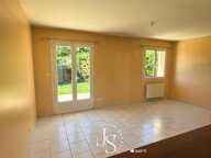 Maison de plain-pied, garage et buanderie, jardin clos — photo 4