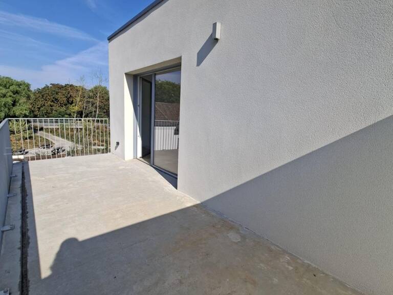 T4 neuf avec grand balcon et parkings — photo 1