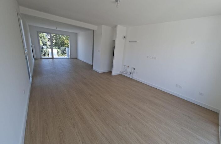 T4 neuf avec grand balcon et parkings — photo 4