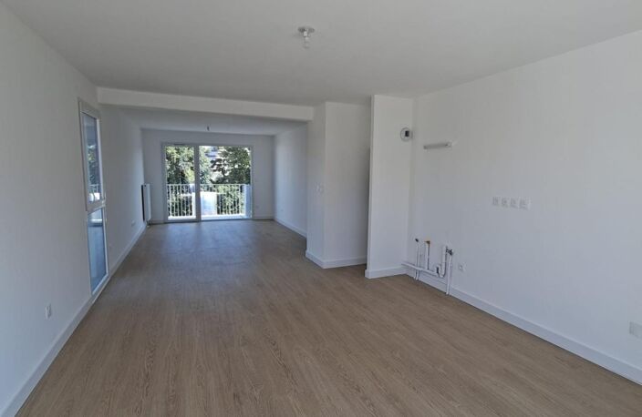 T4 neuf avec grand balcon et parkings — photo 5