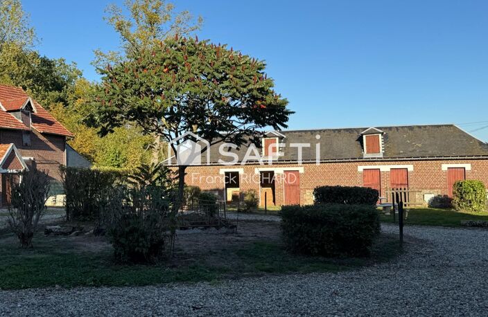 Corps de ferme avec dépendances, 8 300 m² de terrain et possibilité d'acquérir 3,1 hectares supplémentaires — photo 2