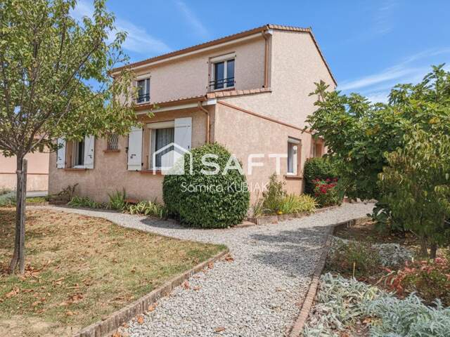 Maison familiale avec piscine — photo du bien