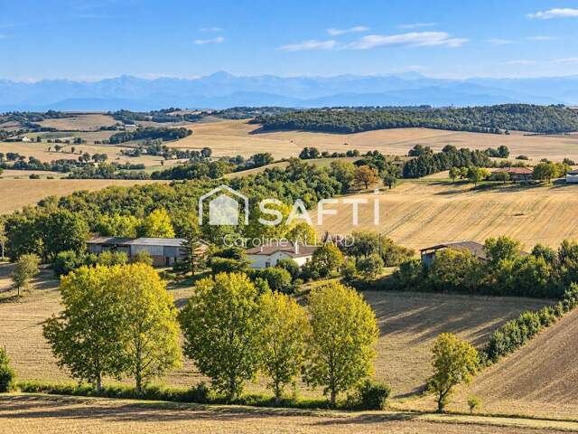 FERME AVEC DEPENDANCES SUR UNE PARCELLE DE 1.6 Hectares — photo du bien
