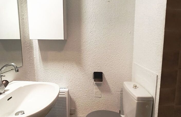 Studio cabine au 1er étage avec cellier privé, d''environ 27 m — photo 3