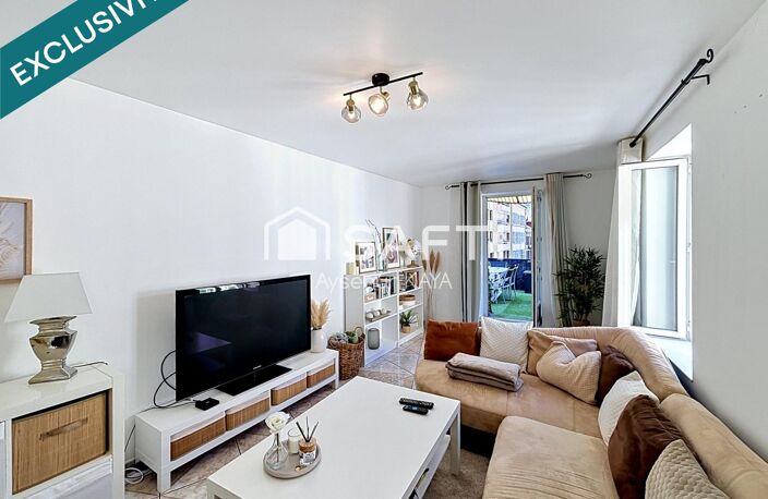 Maison de ville avec beaucoup de volumes — photo 2