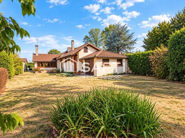 Plain-pied atypique et pièce de vie de 68 m² — photo du bien