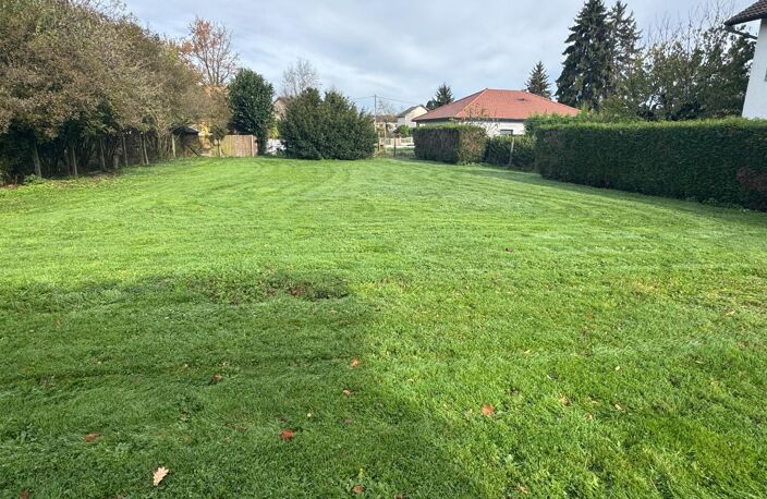 Terrain calme idéalement situé. — photo 5