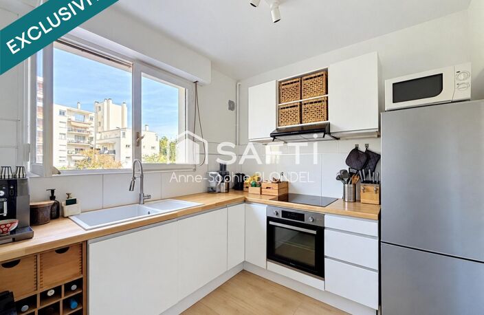 PARC BORDELAIS Appartement 2 chambres, balcons et parking — photo 3