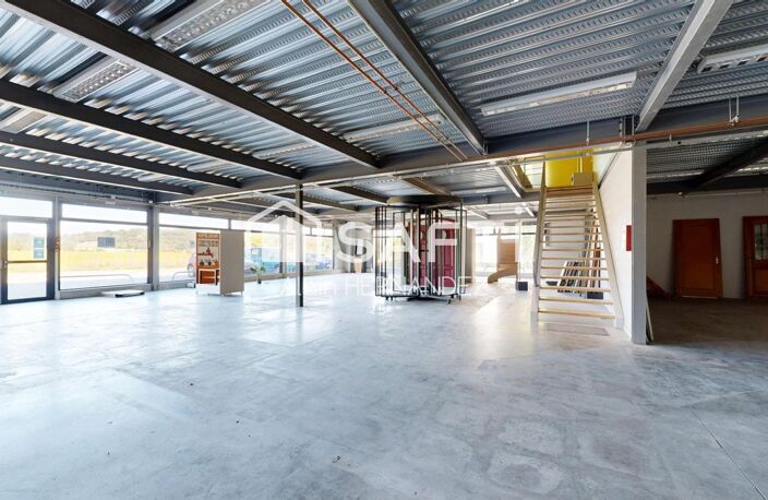 SAINT-GAUDENS   LOCATION de1153 M² EN PREMIÈRE LIGNE ! — photo 2