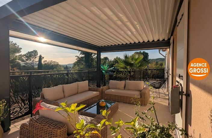 VILLECROZE - Maison de plain-pied avec piscine et vue dégagée — photo 5