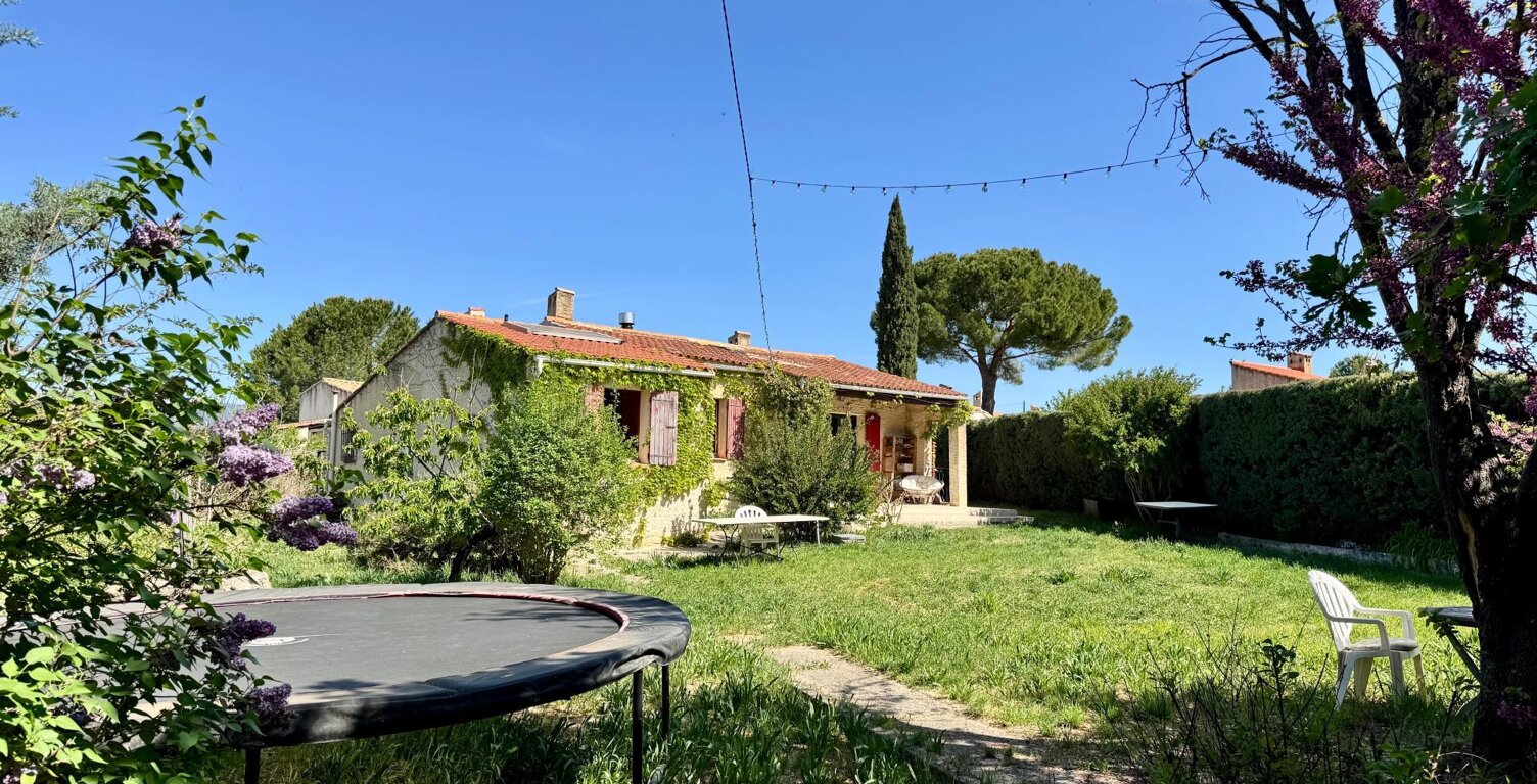 Charmante maison de plain-pied avec piscine — photo 1