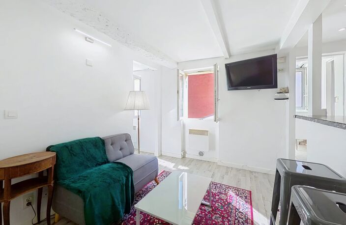 NICE - LE PORT - Appartement 2 pièces à deux pas du Port — photo 2