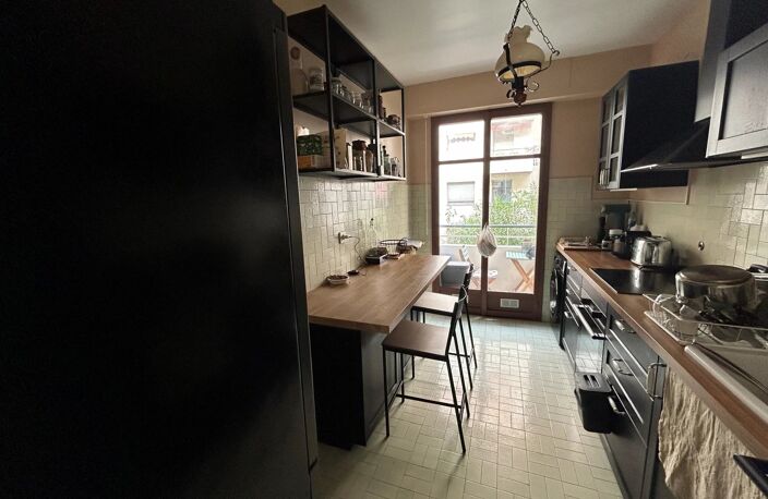 Beau T3 avec balcons — photo 4