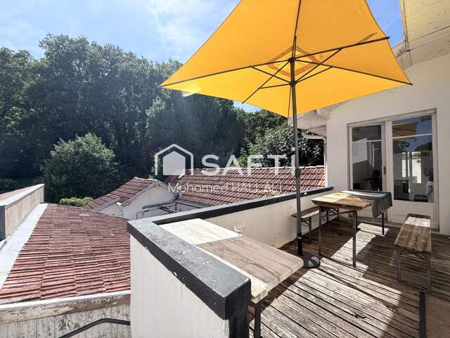 Immeuble 189 m² : maison T2, 2 locaux pro, Apt T3 — photo du bien