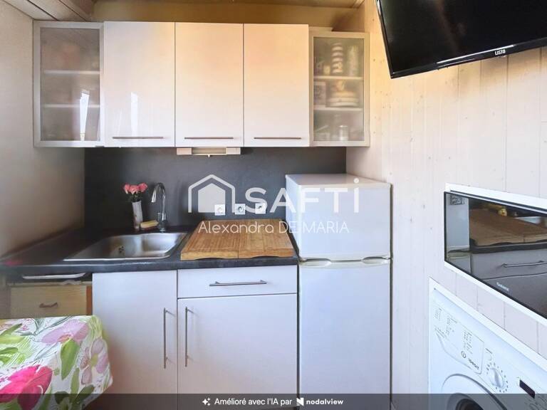 STUDIO AVEC BALCON + LOCAL DE RANGEMENT  A 50 M DE LA MER — photo 1