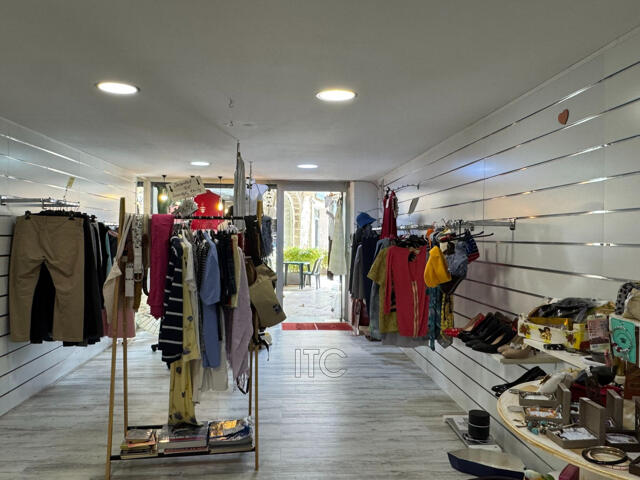 Commerce proposé à Trets