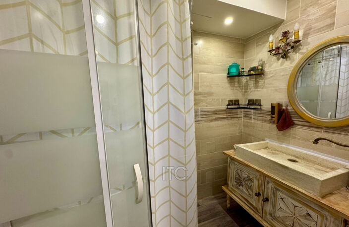 professionnel local commercial — photo 5