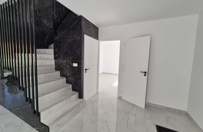 maison neuve 8 pieces — photo 3