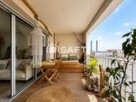 T4 avec terrasse, vue dégagée  Résidence récente avec ascenseur — photo 3