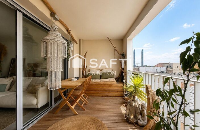 T4 avec terrasse, vue dégagée  Résidence récente avec ascenseur — photo 3